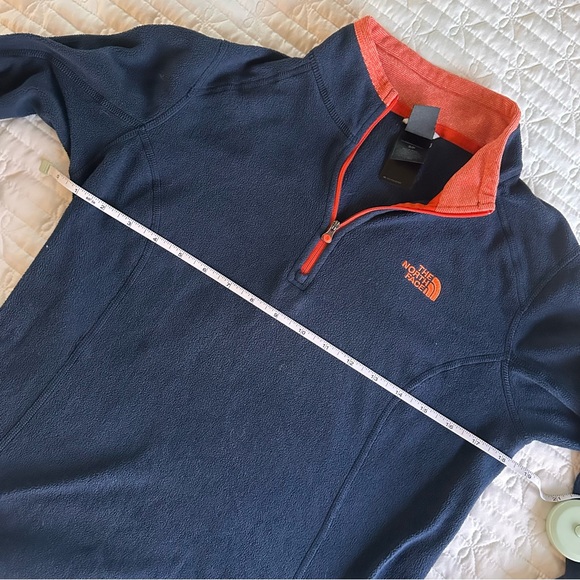 The North Face Dark Blue Quarter Zip Fleece - Picture 5 of 6